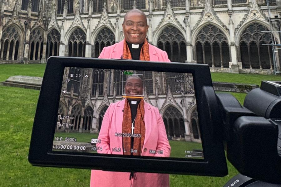 v2. Bishop Rose camera.png