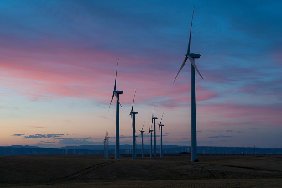 dan-meyers-vouoK_daWL8-unsplash_wind turbines.jpg